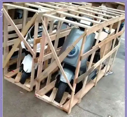 东风电动车运输